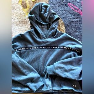 Under Armour cropped women’s hoodie